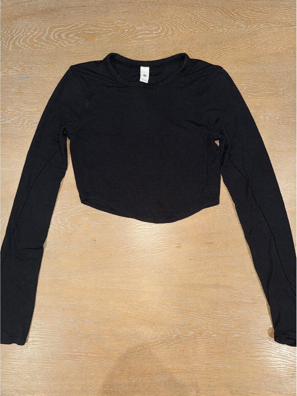 Lululemon Hold Tight Cropped Long-Sleeve Shirt SIZE 4 Black